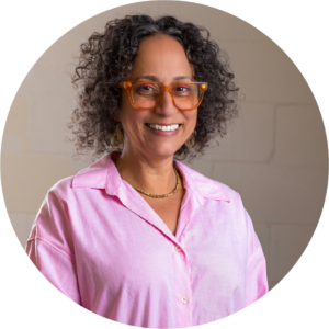 Debora Souza - Book Designer